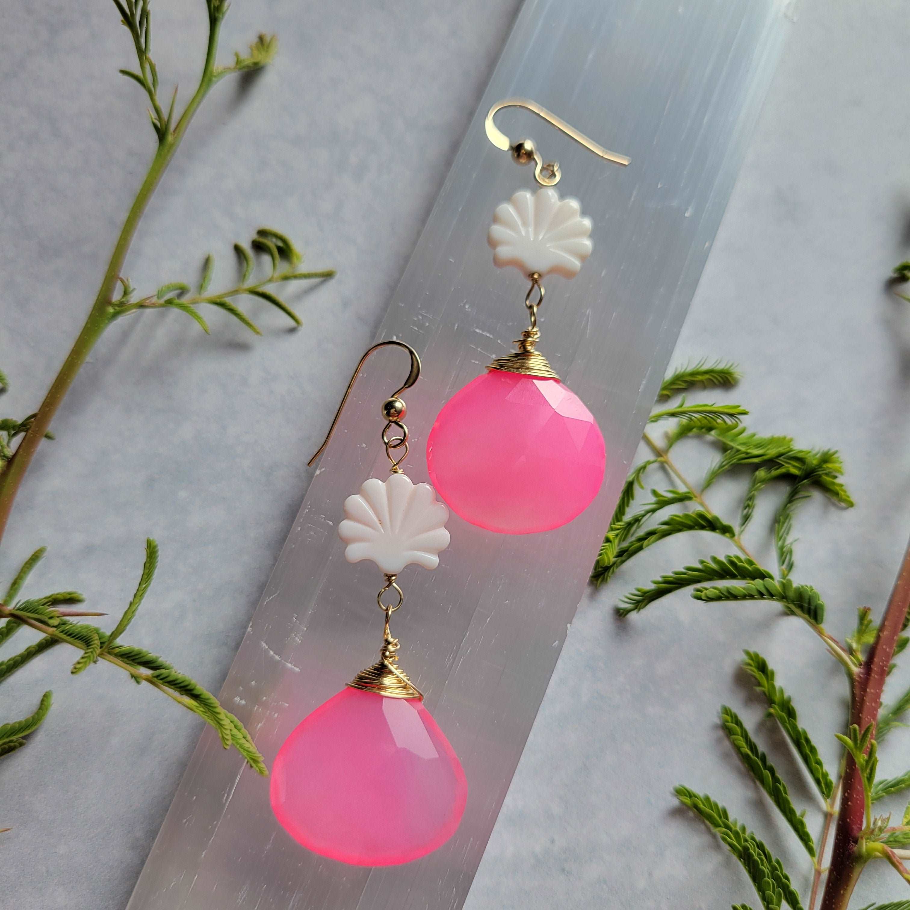 14k Gold-Filled Clam Shell & Pink Chalcedony Earrings