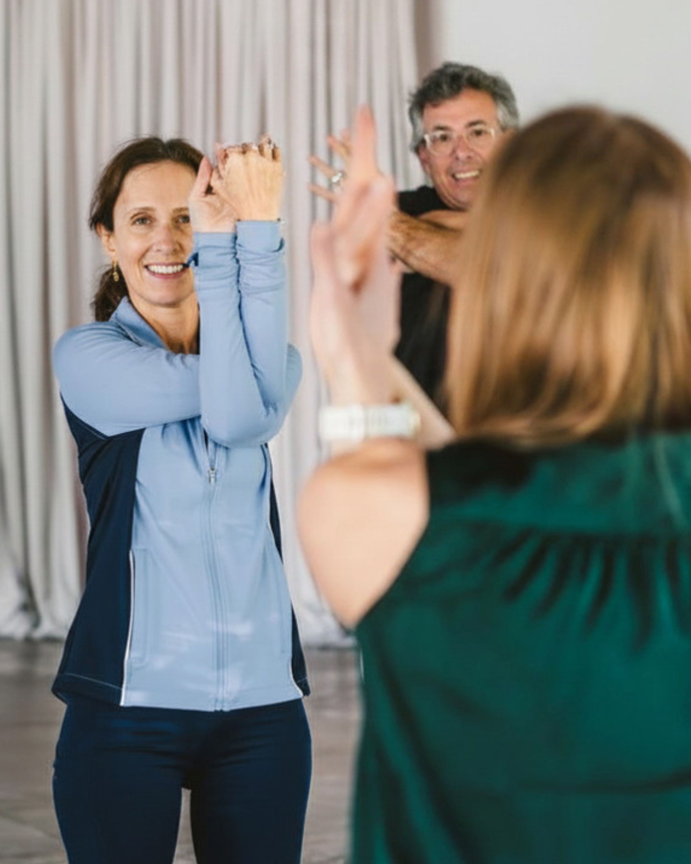 Liz Adriano Facilitating a Colorado Neuroscience-Based Corporate Event Attendee Attention Reset Experience.